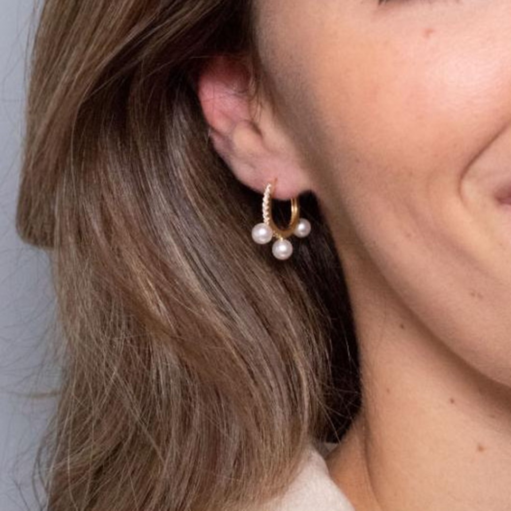 Pendientes Aros de Plata baño Oro 15 Mm. con Perlas cultivadas 1