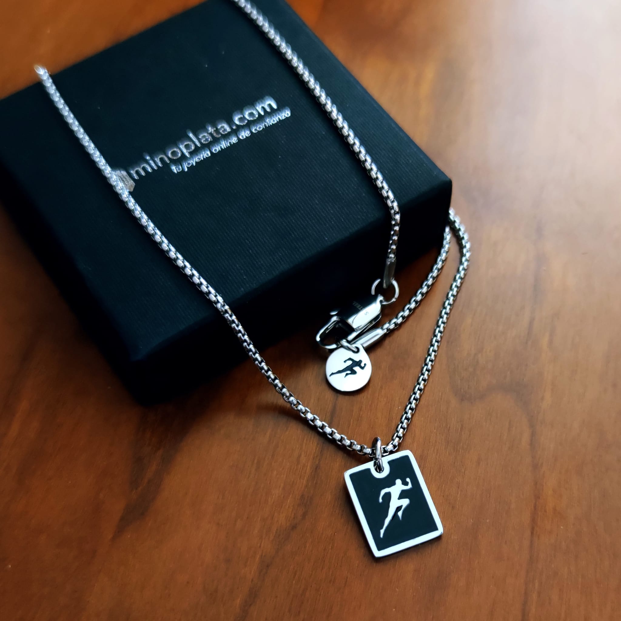Collar de Acero inoxidable placa corredor atletismo 2