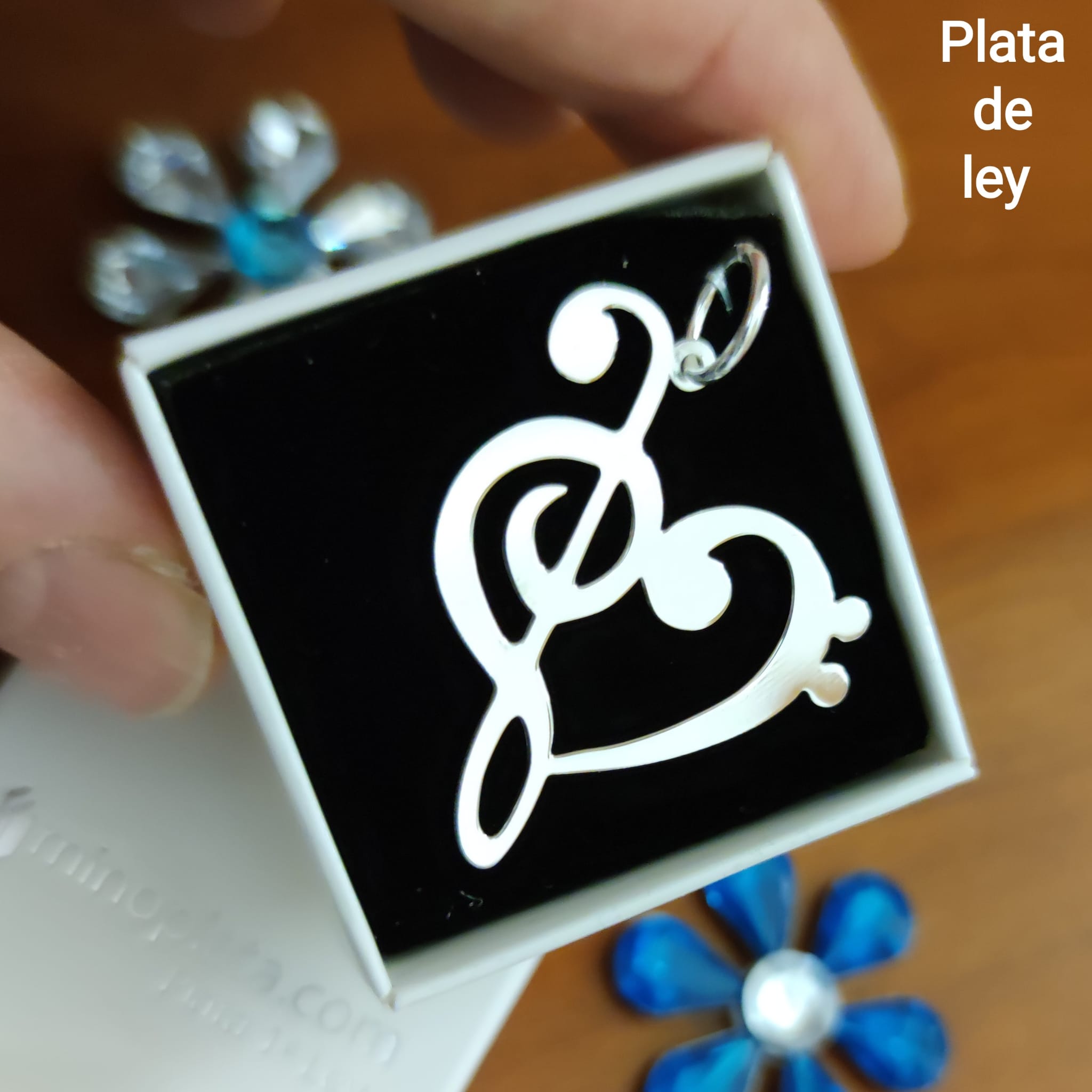 Colgante corazón claves de Sol y de Fa de Plata de ley 5