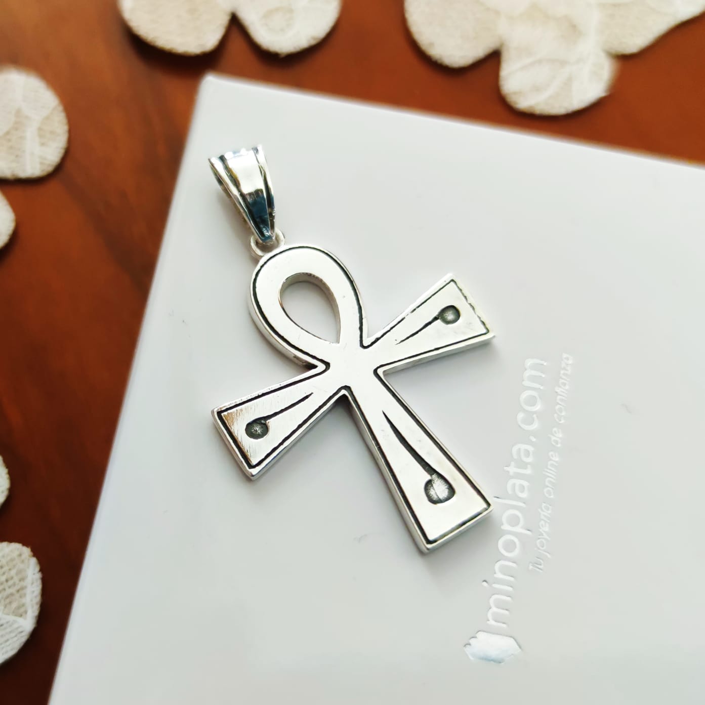 Colgante cruz de la Vida de Plata de ley 2