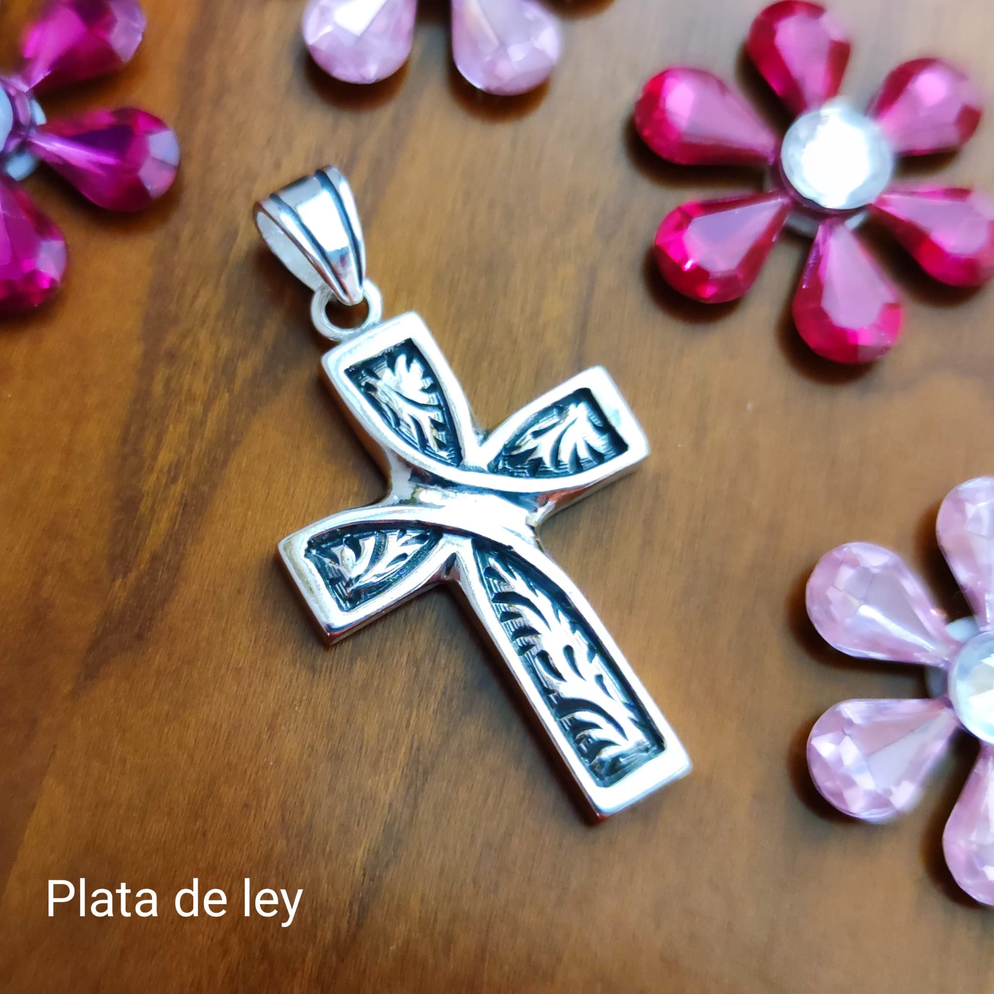 Cruz de Plata de ley envejecida 5