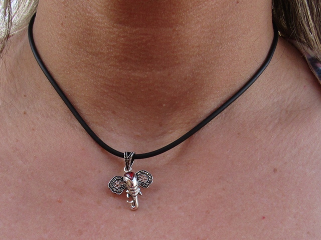 Colgante cabeza elefante de Plata vieja 1