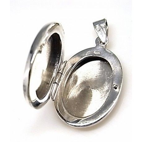 Colgante guardapelos de Plata tallada 1