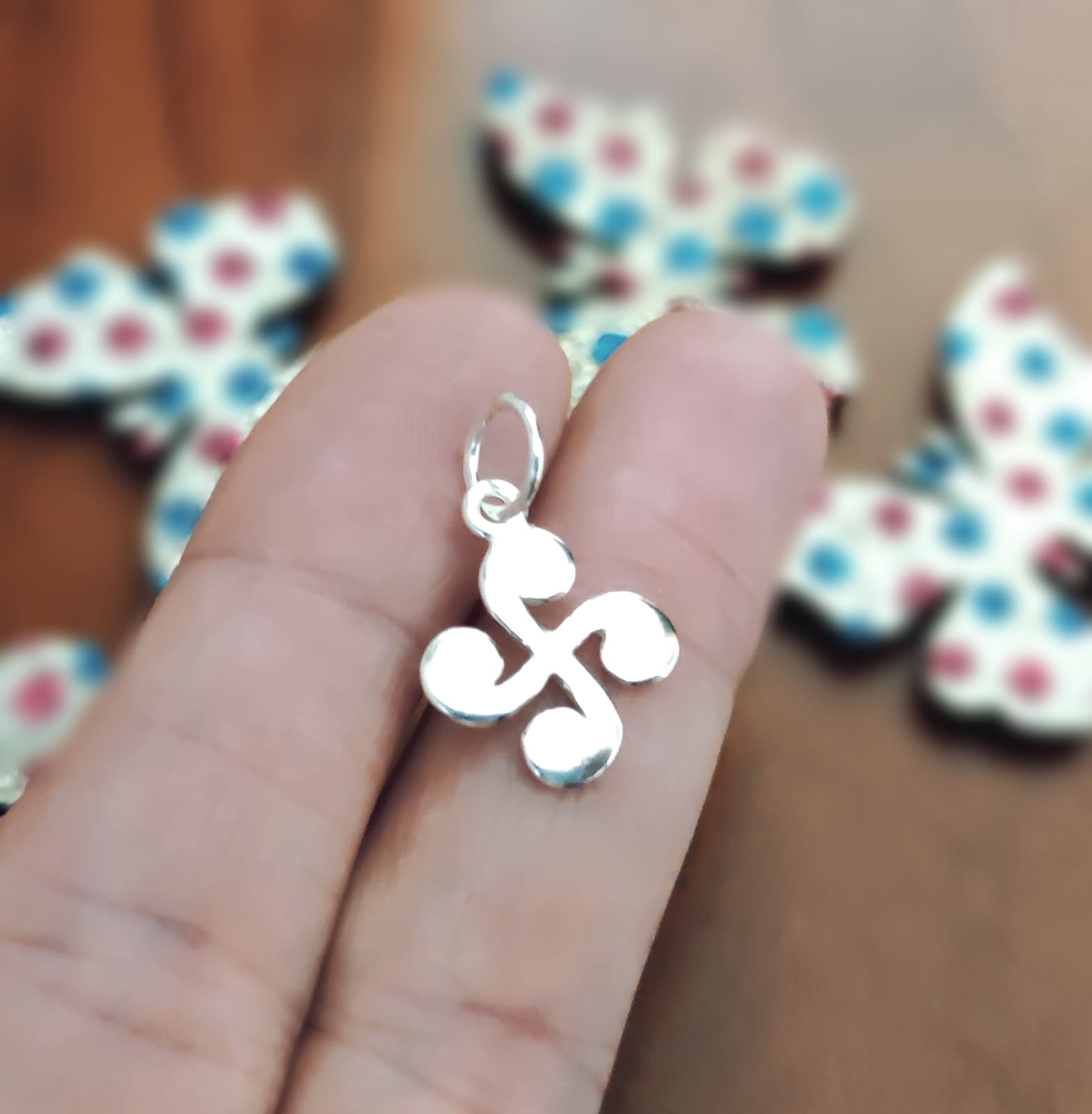 Colgante amuleto Lauburu de Plata de ley 925 4