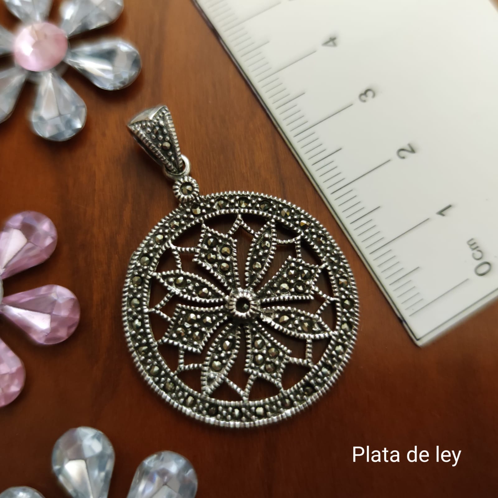 Colgante calado de Plata vieja con Marcasitas 1