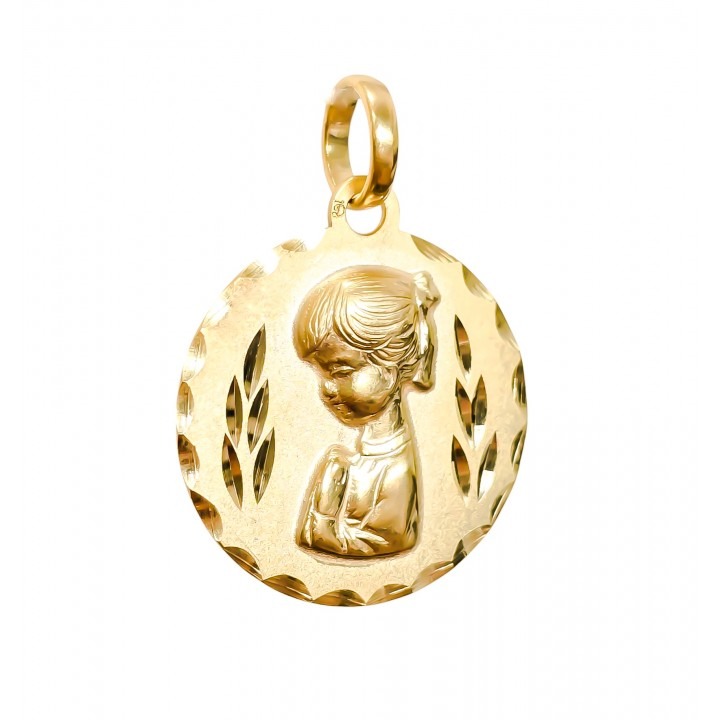 Medalla Comunión Virgen Niña de Plata de ley chapada en Oro tallada