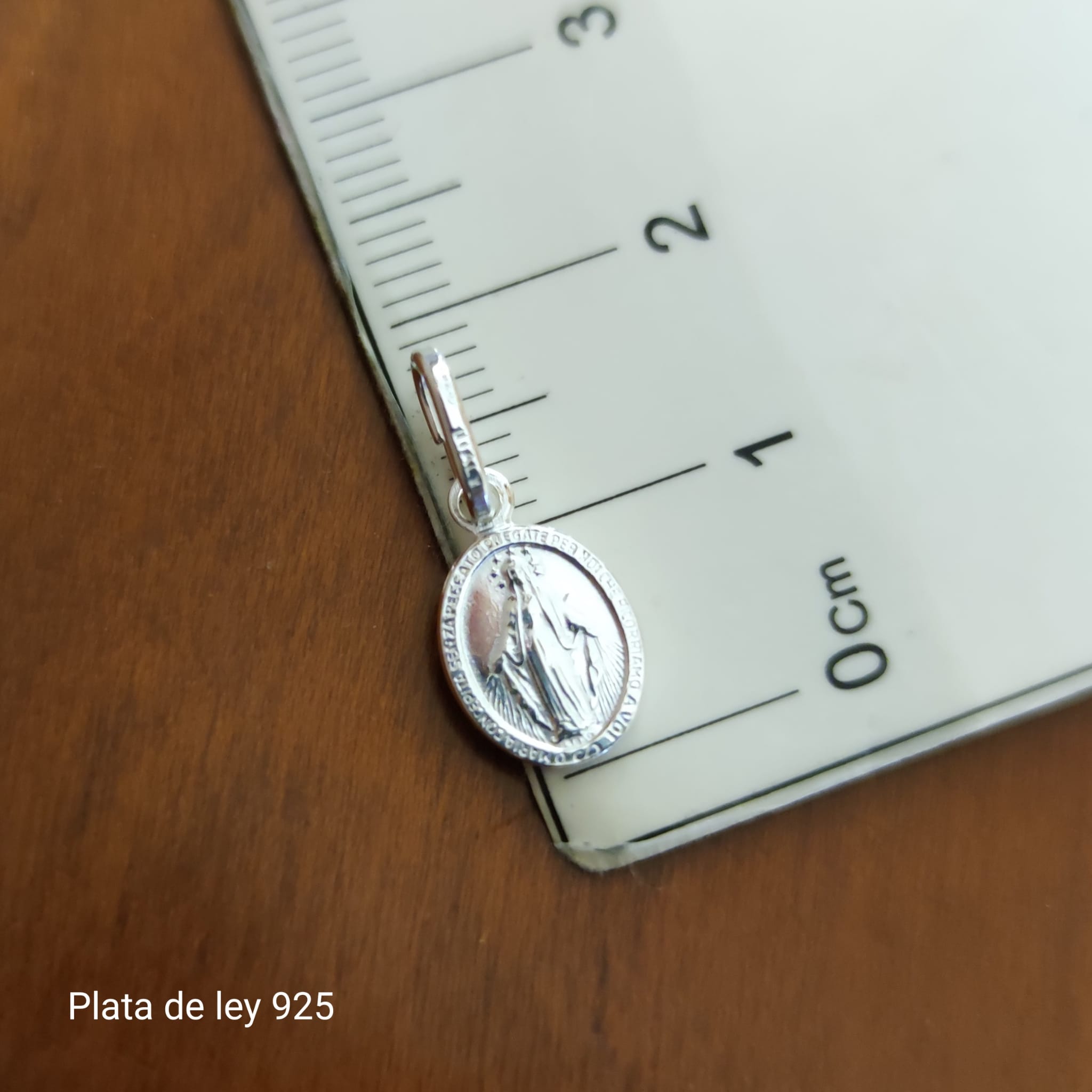 Medalla pequeña Virgen Milagrosa de Plata de ley 925 8mmx10mm_1