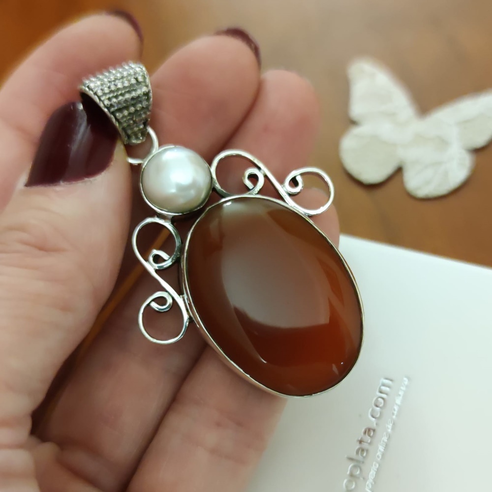 Colgante de Plata vieja con Piedra natural Hesonita y Perla 1