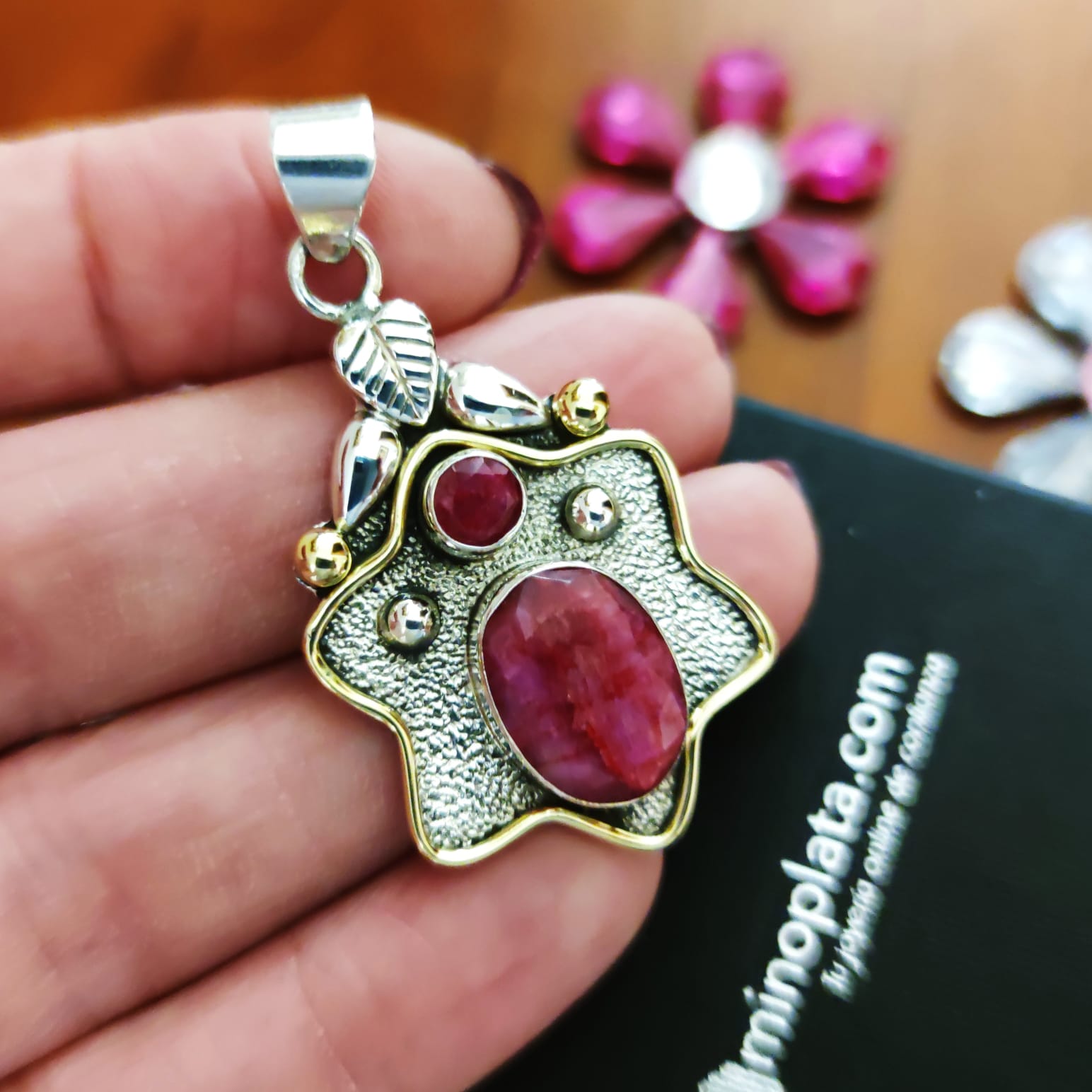 Colgante de Plata de ley con piedra Rubí rosa 1