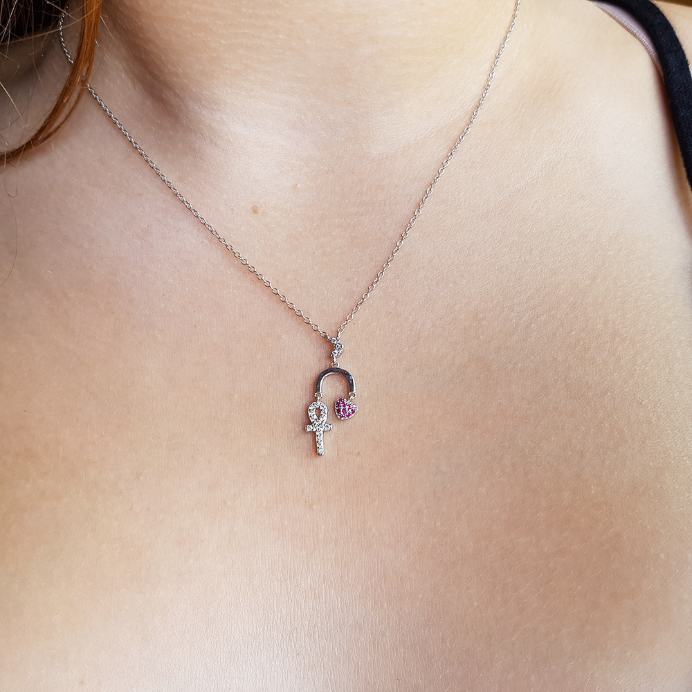 Gargantilla cruz egipcia con luna y corazón de Plata para mujer 1