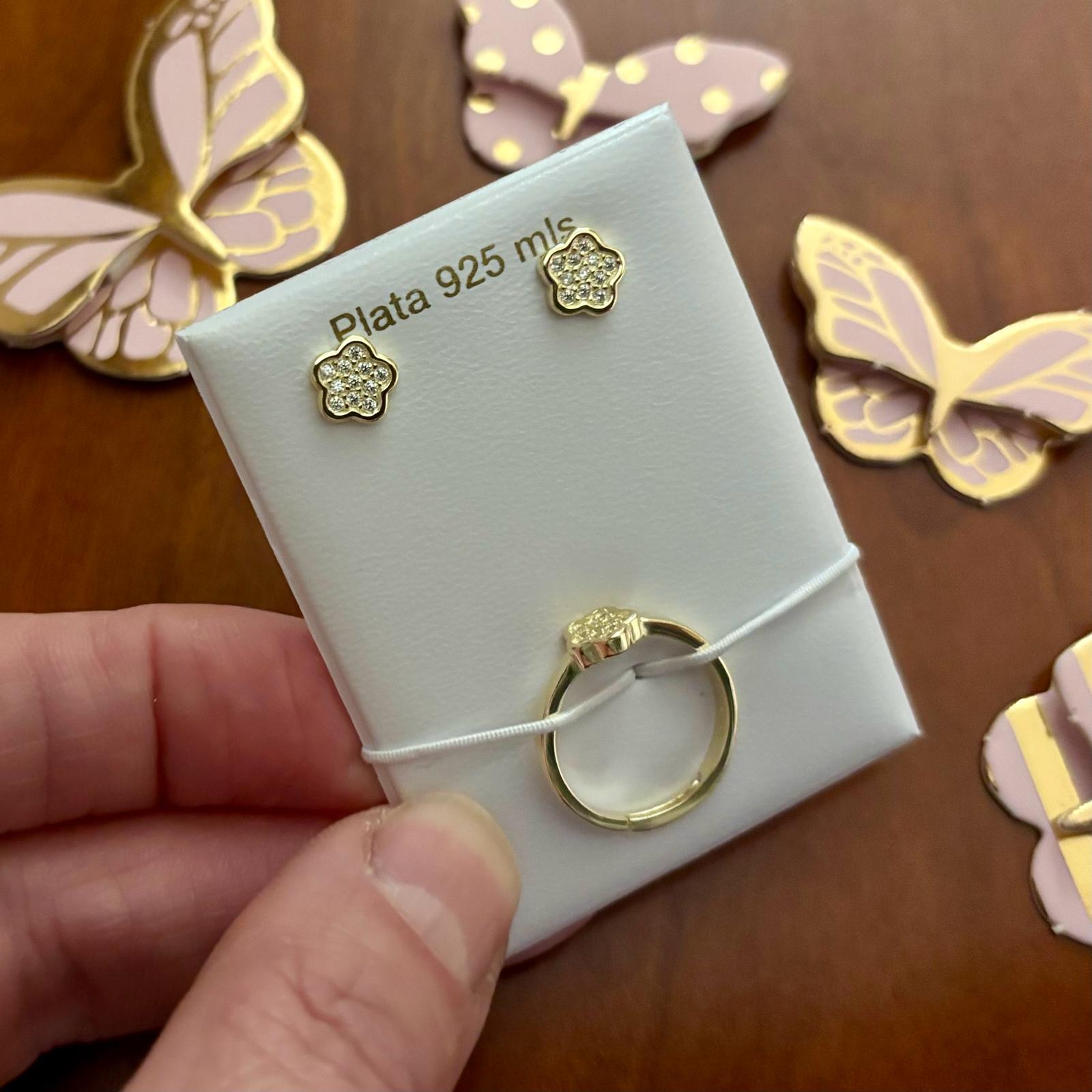 Conjunto Pendientes y Anillo ajustable flor de Plata de ley chapada en Oro con Circonitas para niña 2