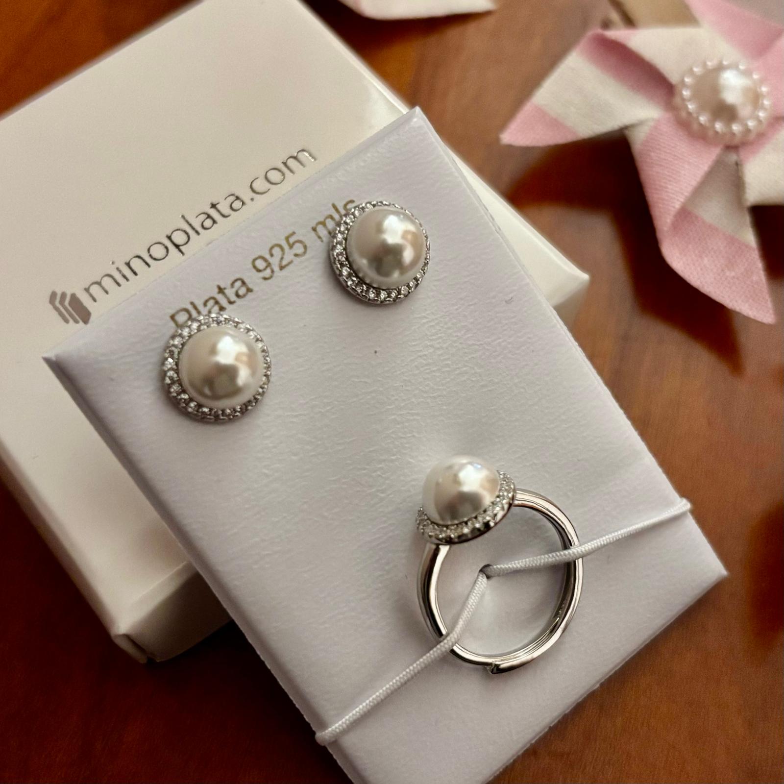 Juego Pendientes y Anillo de Plata rodiada con Perlas cultivadas y Circonitas 4