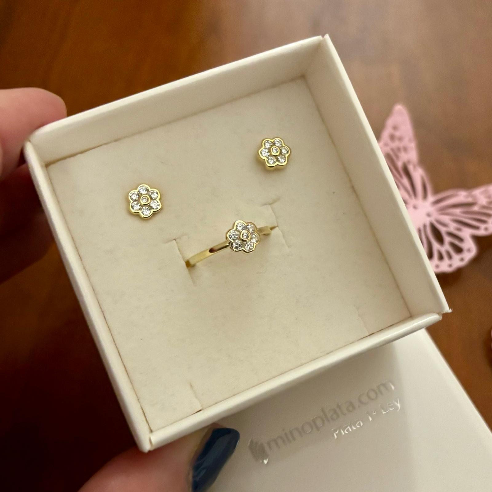 Conjunto infantil flor de Plata de ley chapada en Oro con Circonitas 4
