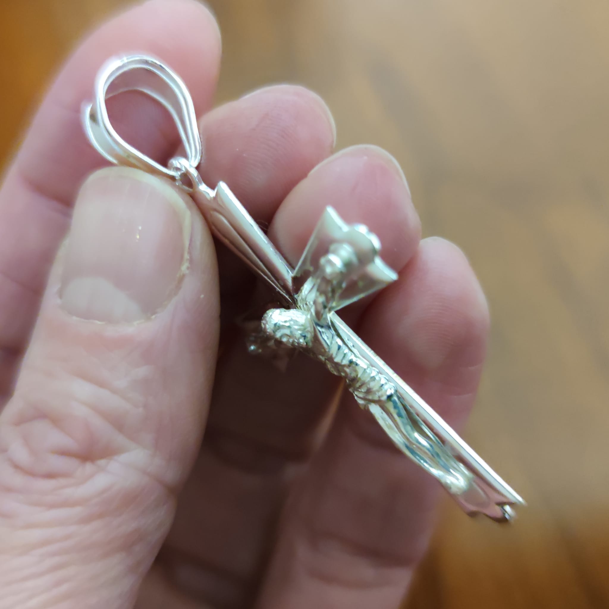 Cruz de Plata de ley grande con Cristo en relieve 3