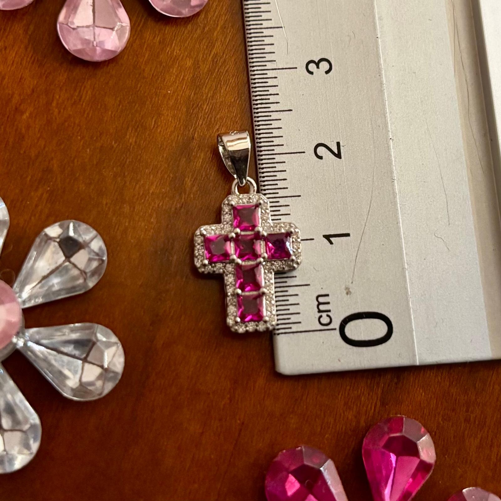 Crucifijo de Plata de ley rodiada con Circontias rubí y blancas 15x12mm 1
