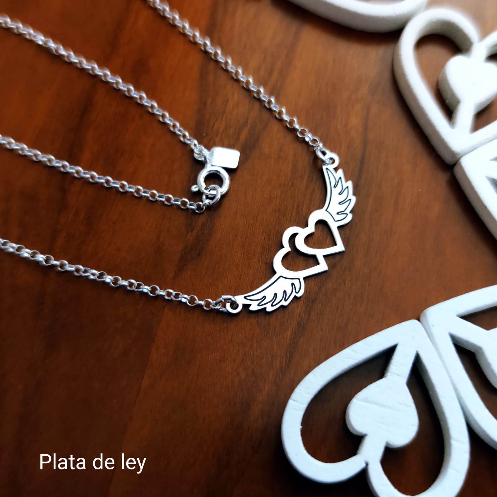 Gargantilla corazones con alas de Plata 2