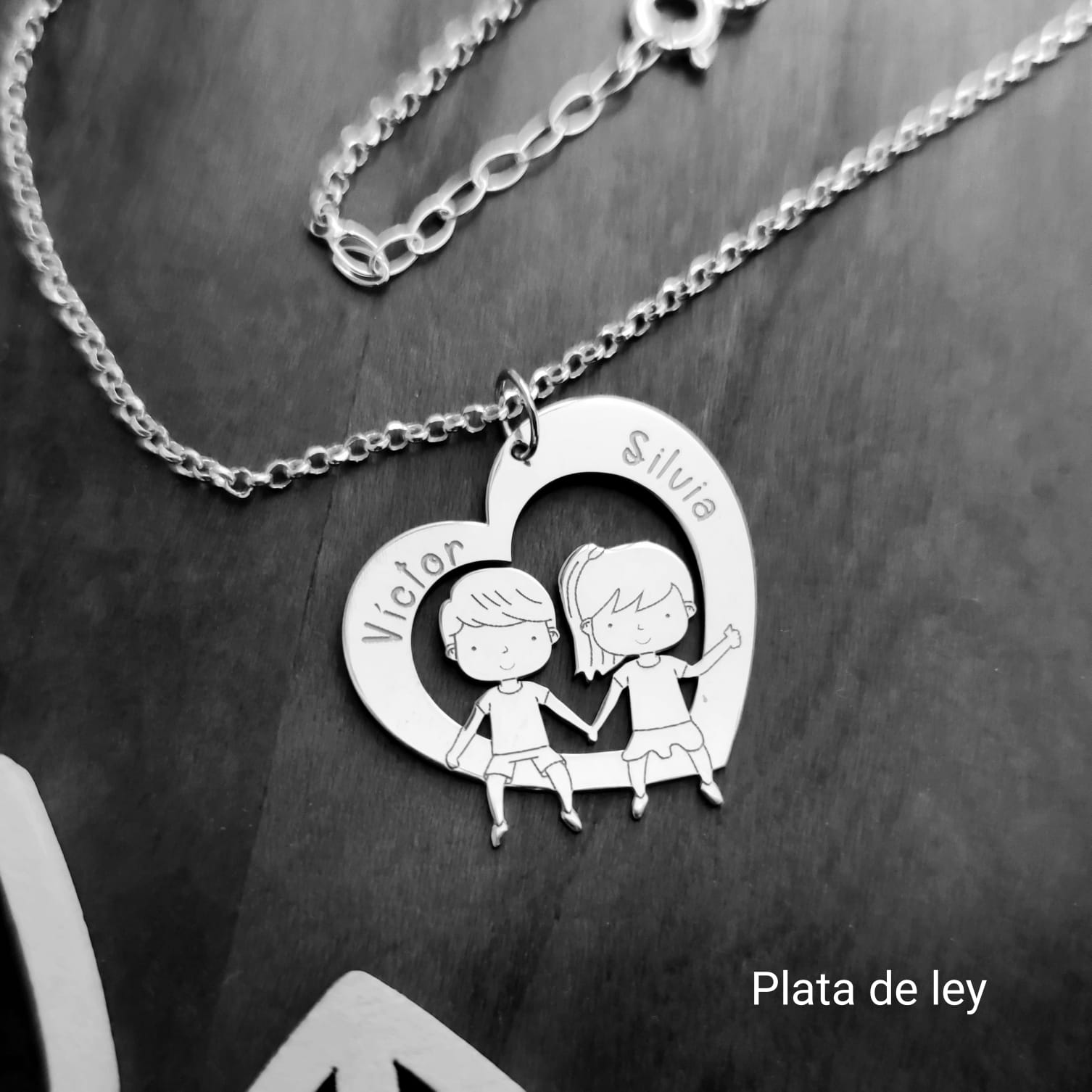 Gargantilla niño y niña corazón con nombres de Plata de ley 3
