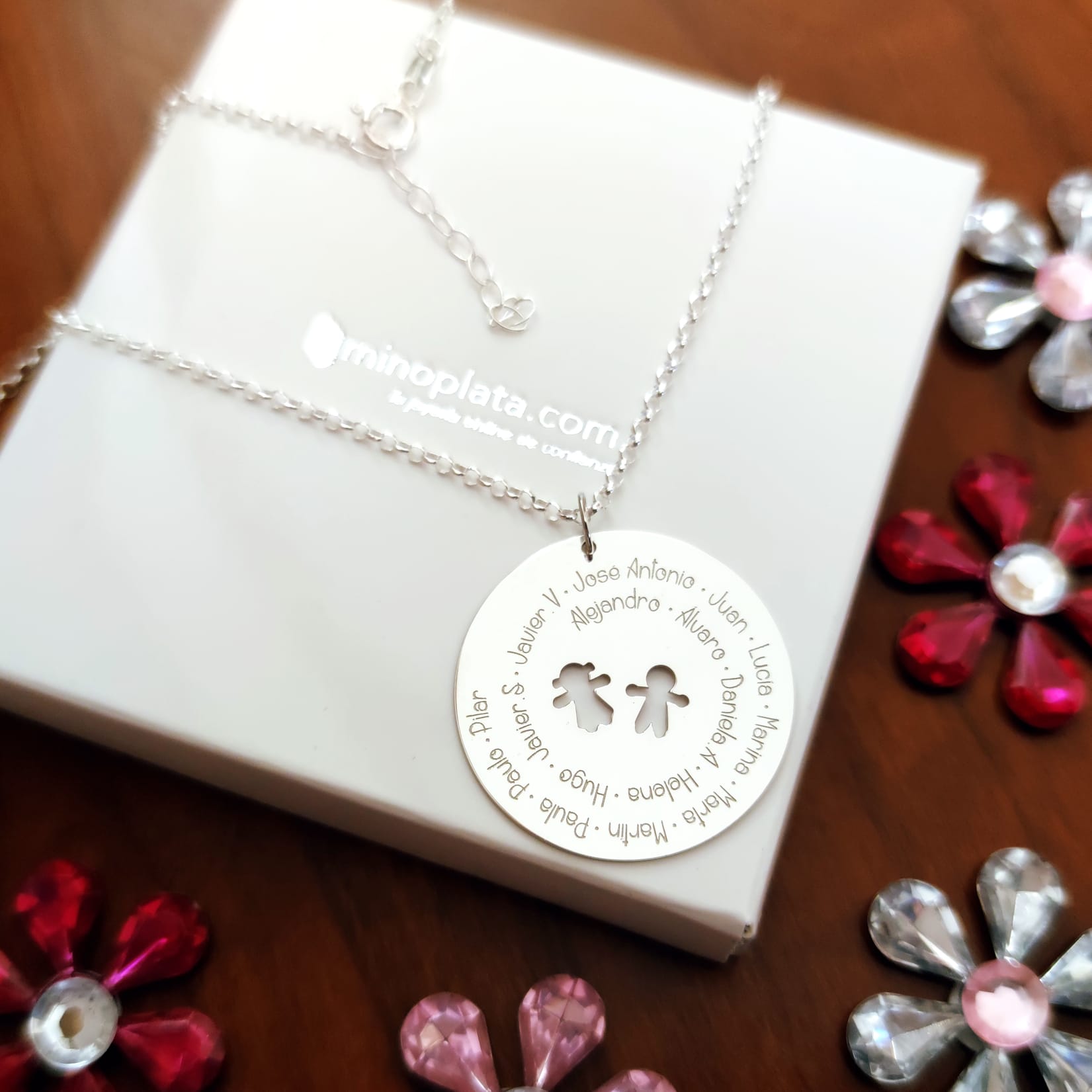 Gargantilla de Plata de ley personalizada con nombres alumnos 2