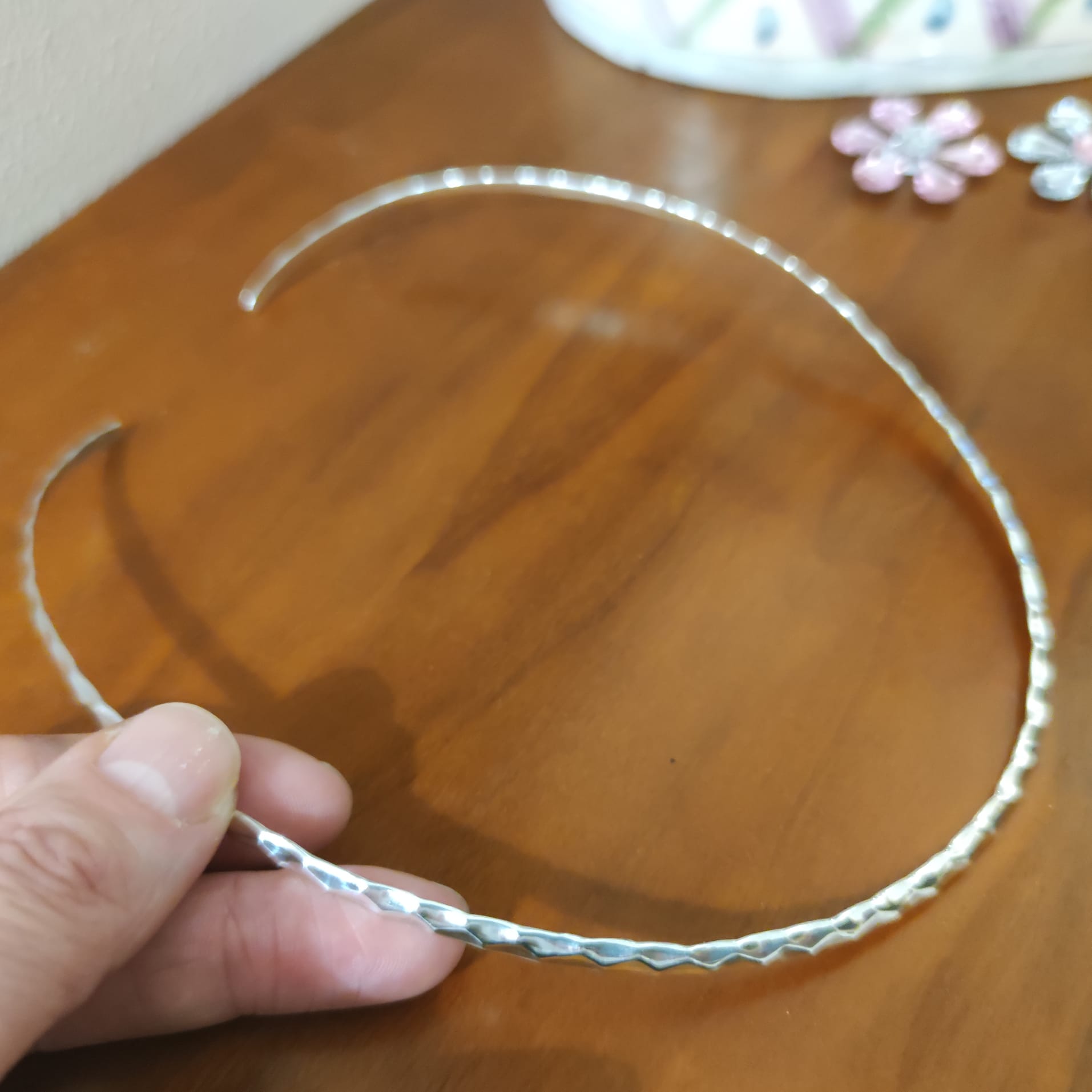 Gargantilla rígida martilleada de Plata 4 Mm._1
