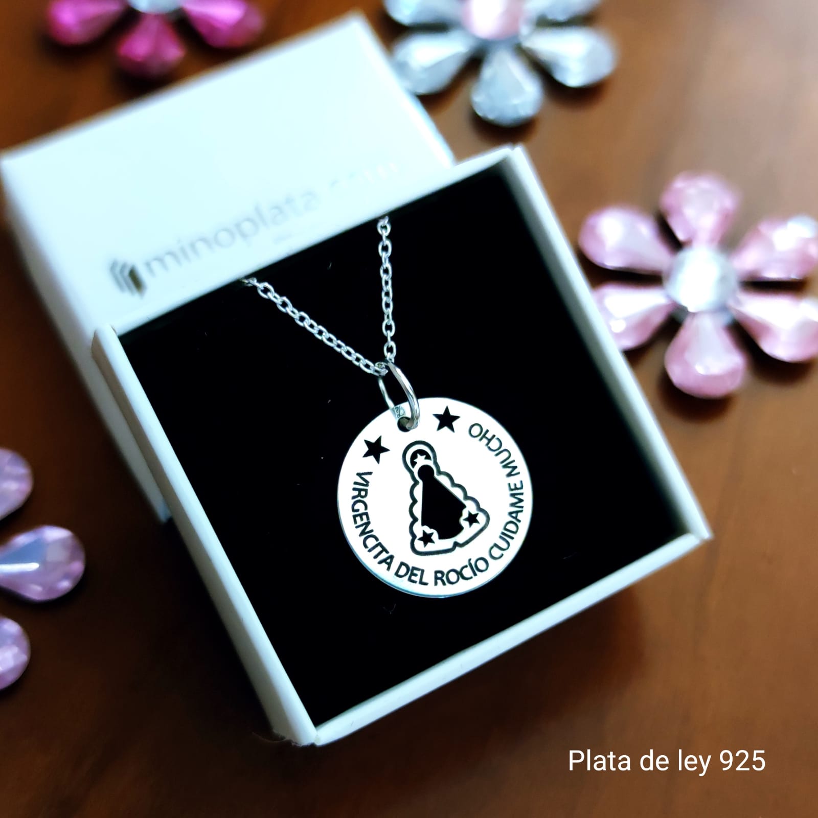 Gargantilla Plata Virgen del Rocío cuídame mucho 3