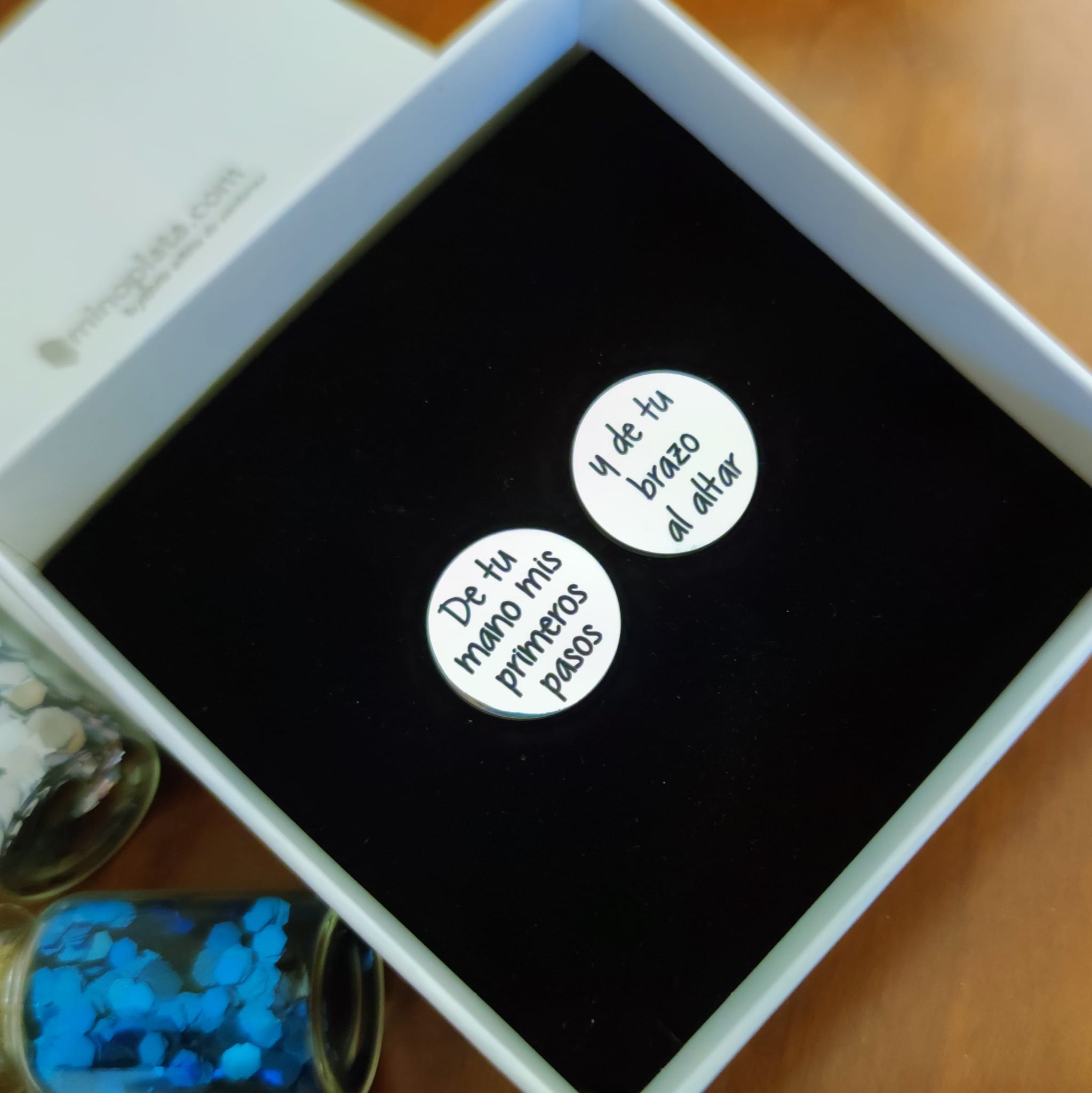 Gemelos de camisa redondos en Plata personalizados con tu texto 3