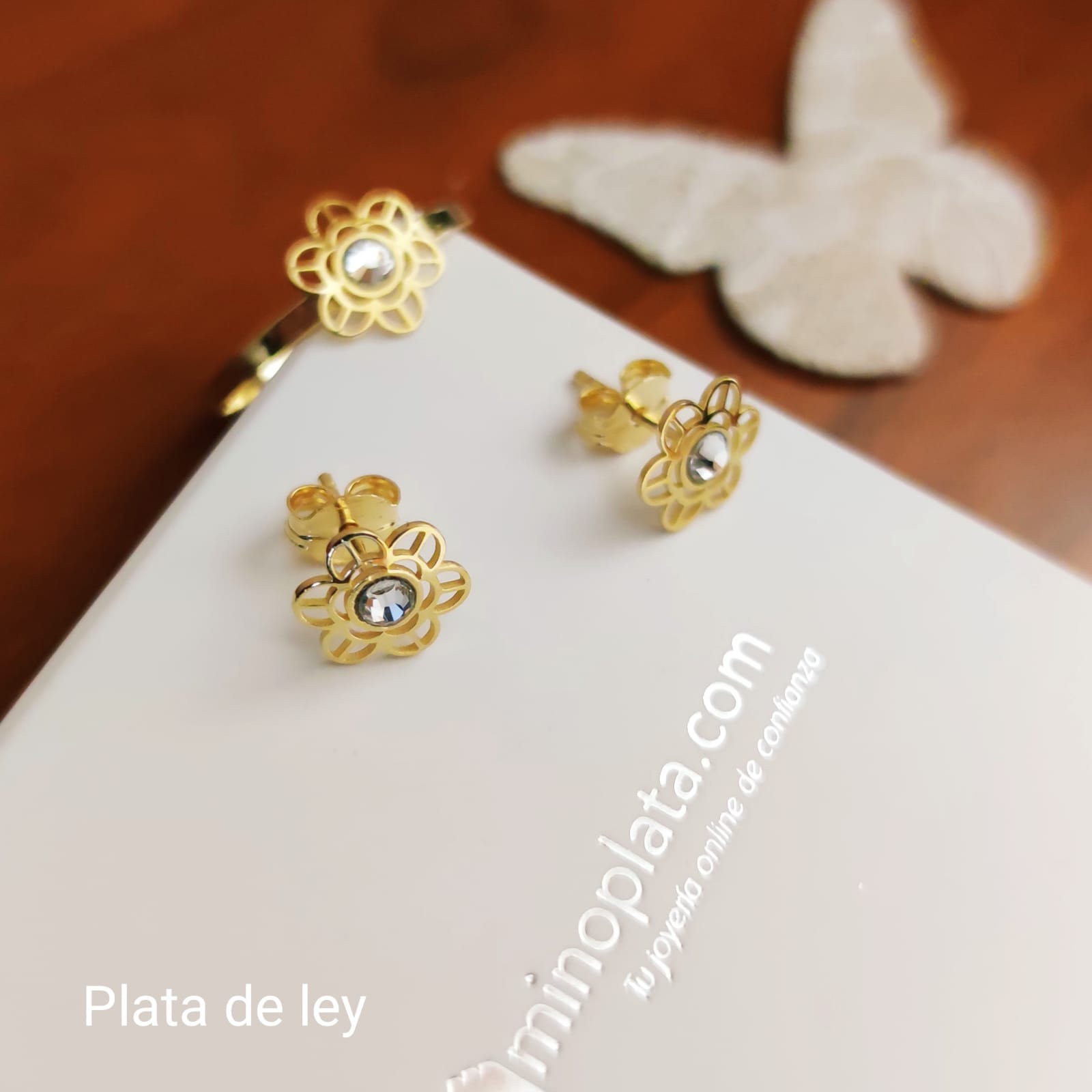 Juego Comunión Pendientes y Anillo flor de Plata chapada 2