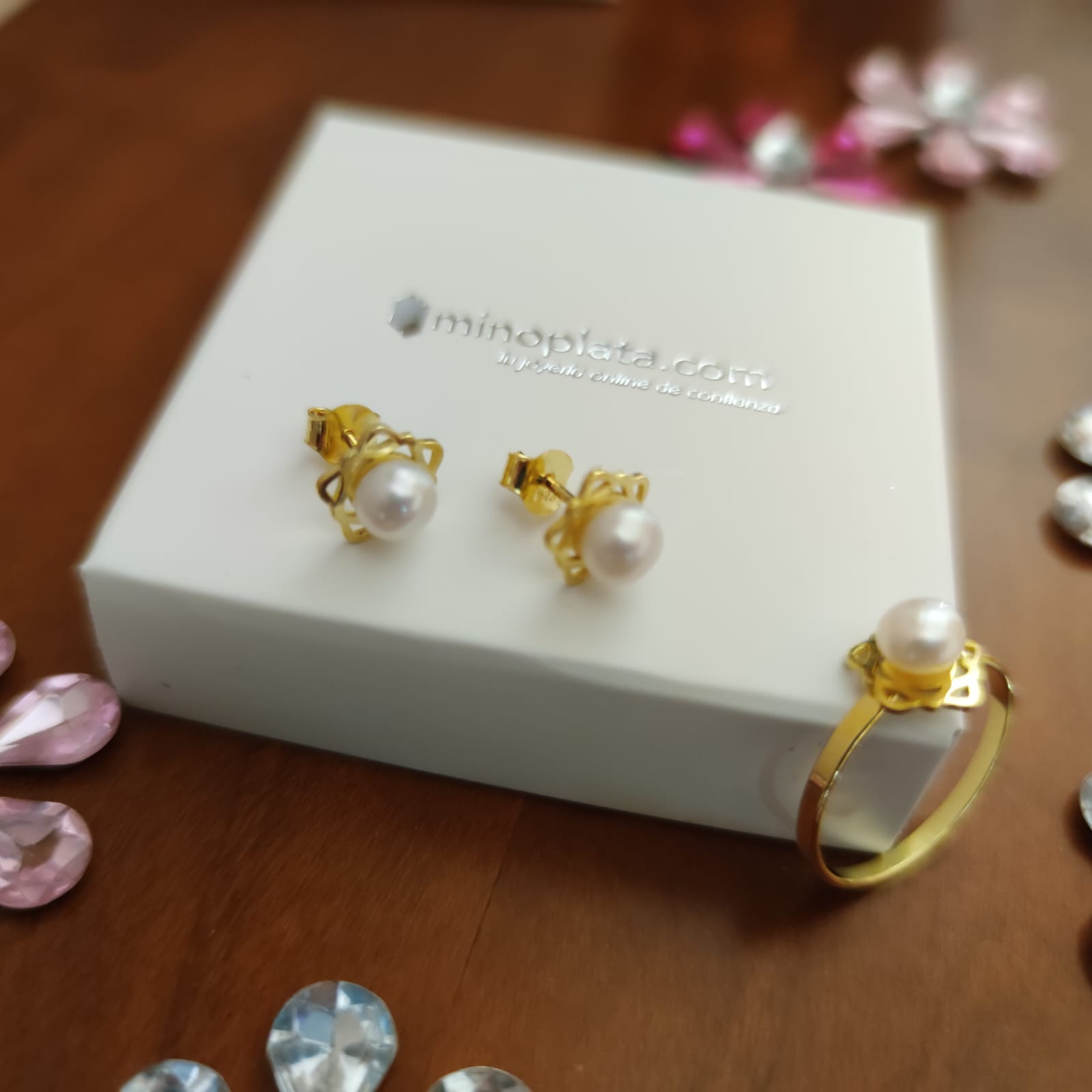 Aderezo Pendientes y Sortija de Plata dorada y Perlas cultivadas para niña 5