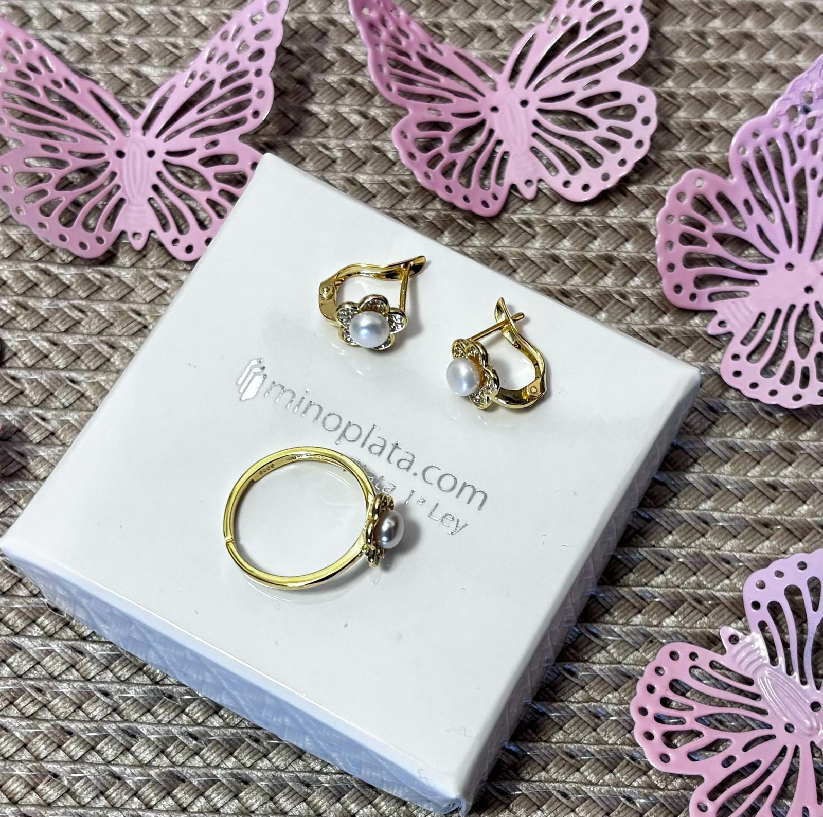 Juego Pendientes y Sortija ajustable de Plata de ley chapada en Oro con Perlas cultivadas 3