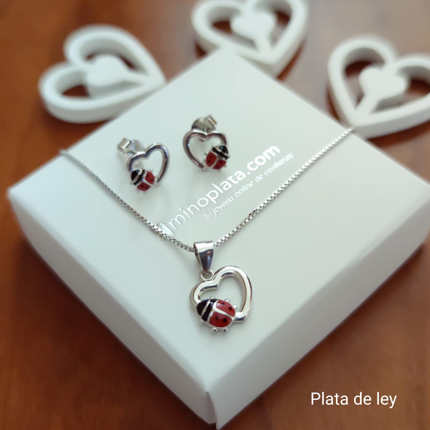 Juego de Pendientes y Gargantilla corazón de Plata con mariquita 2