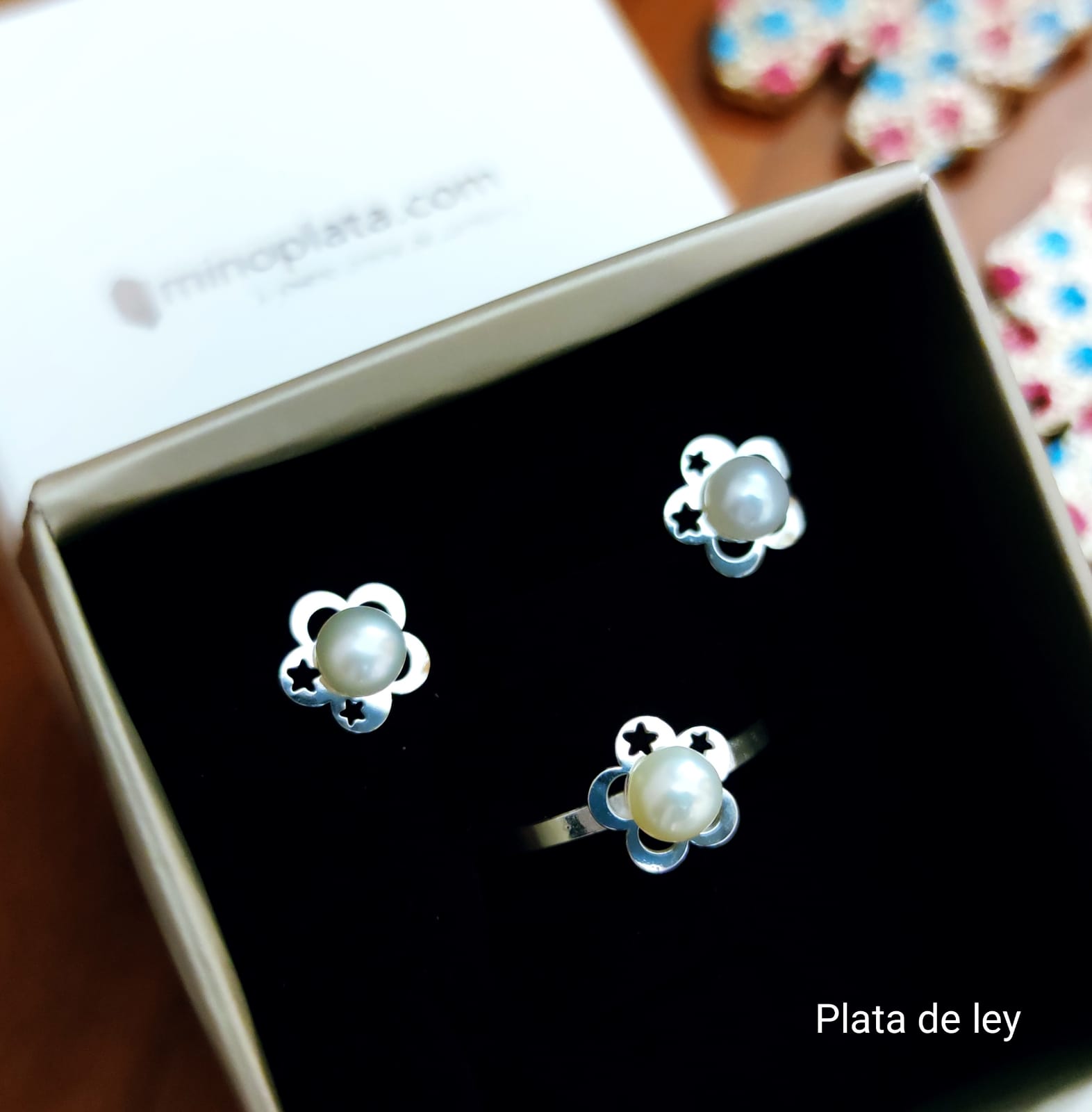 Conjunto Comunión Pendientes y Anillo de Plata de ley y Perlas cultivadas para niñas 4