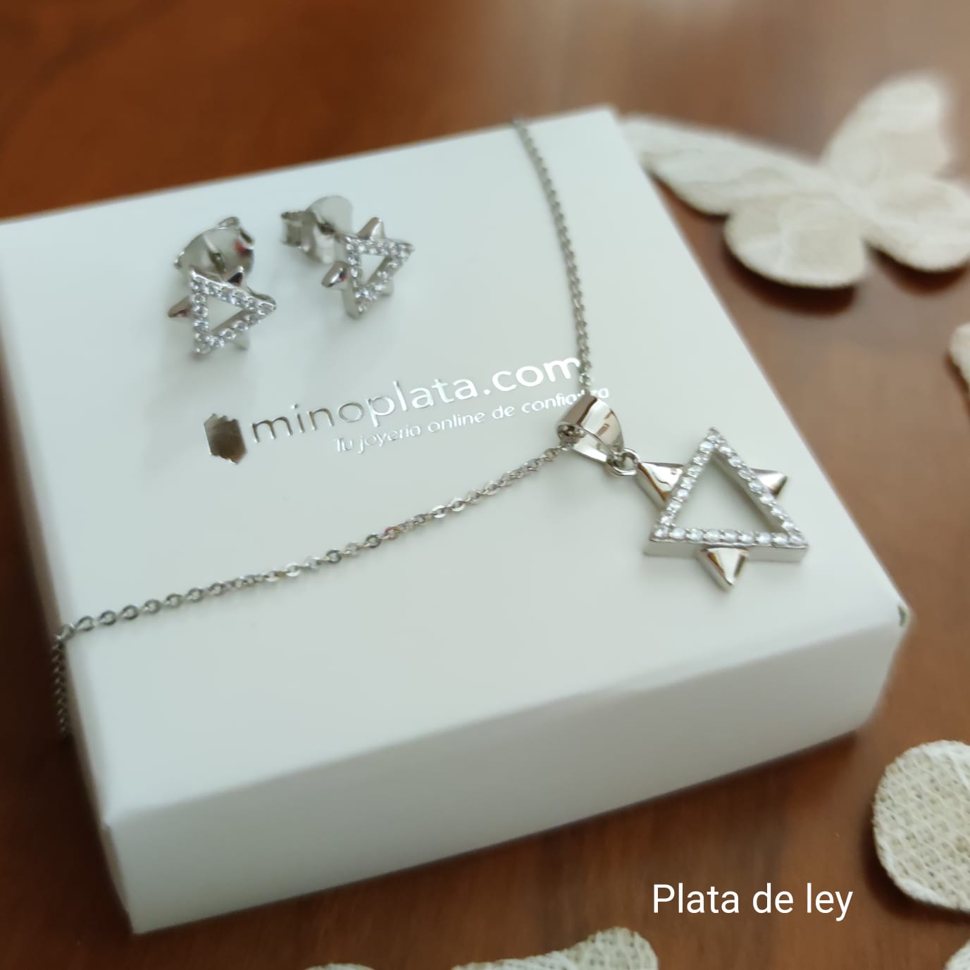 Juego Pendientes y Gargantilla triángulo de Plata y Circonitas 2
