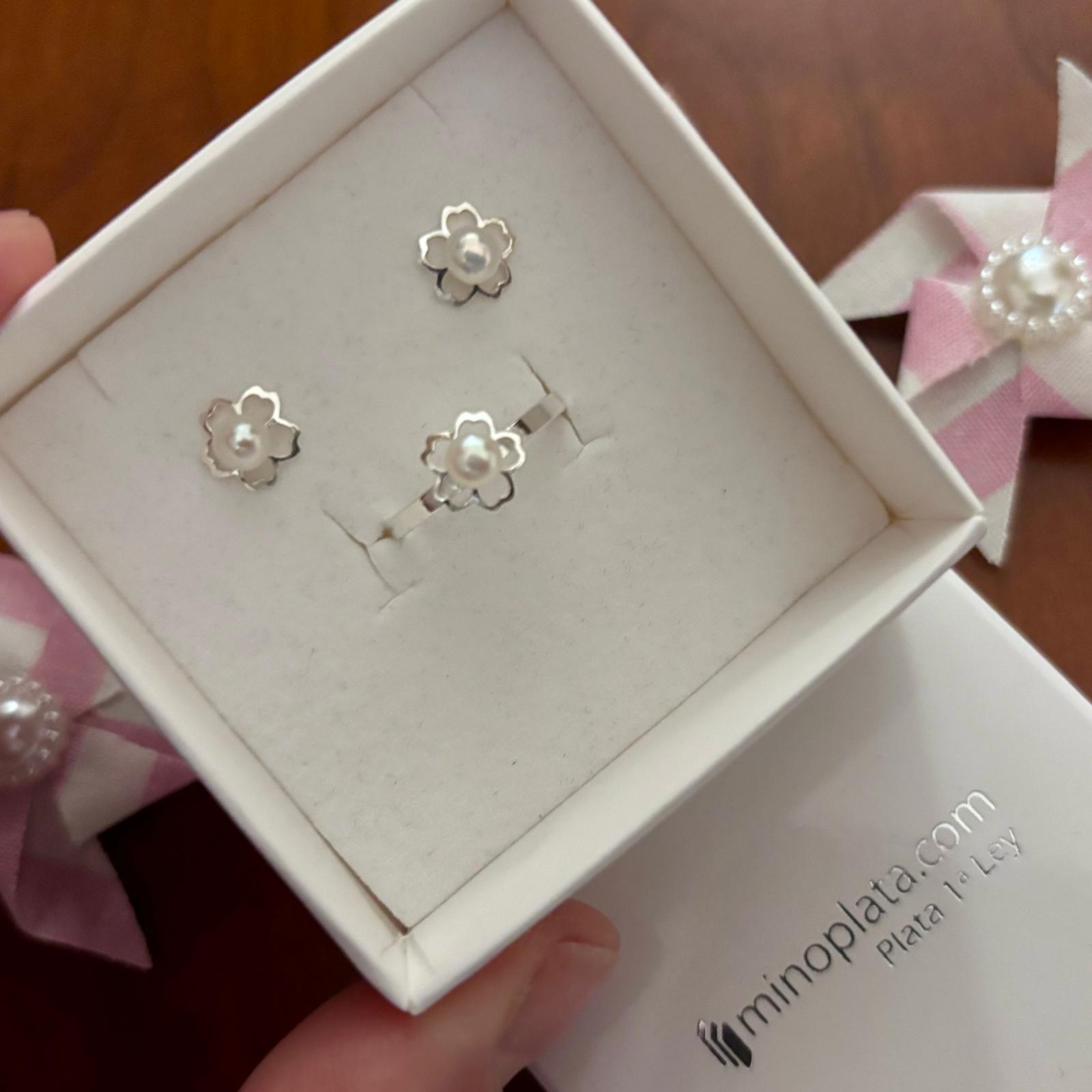 Aderezo de Plata de ley con Perlas cultivadas para niña Primera Comunión 3