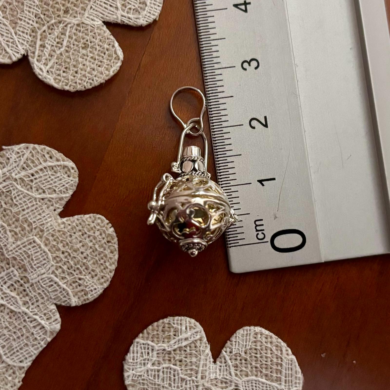 Llamador de ángeles jaula 12mm de Plata de ley con bola dorada