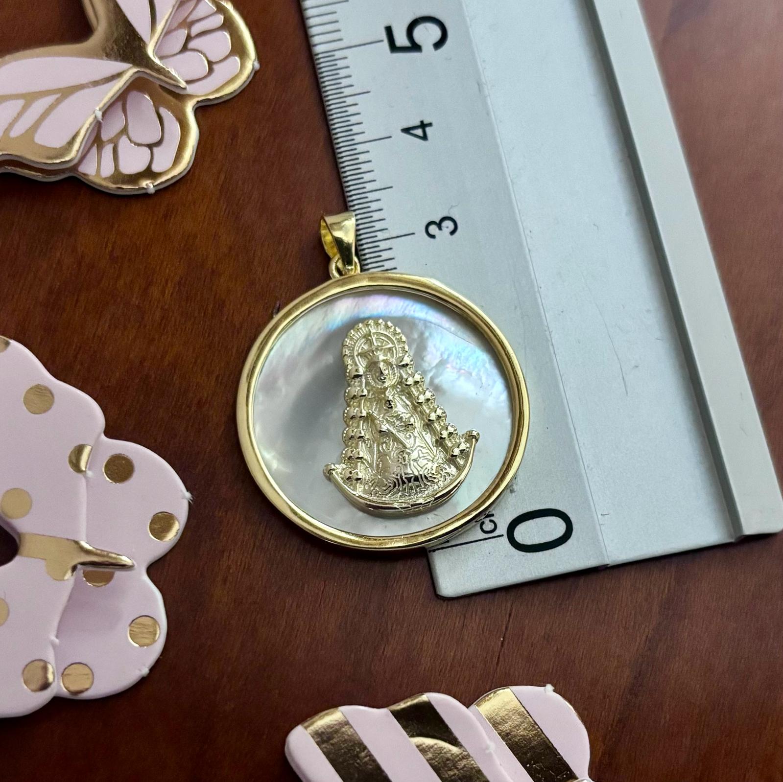 Medalla Virgen del Rocío de Plata dorada y Nácar 26mm