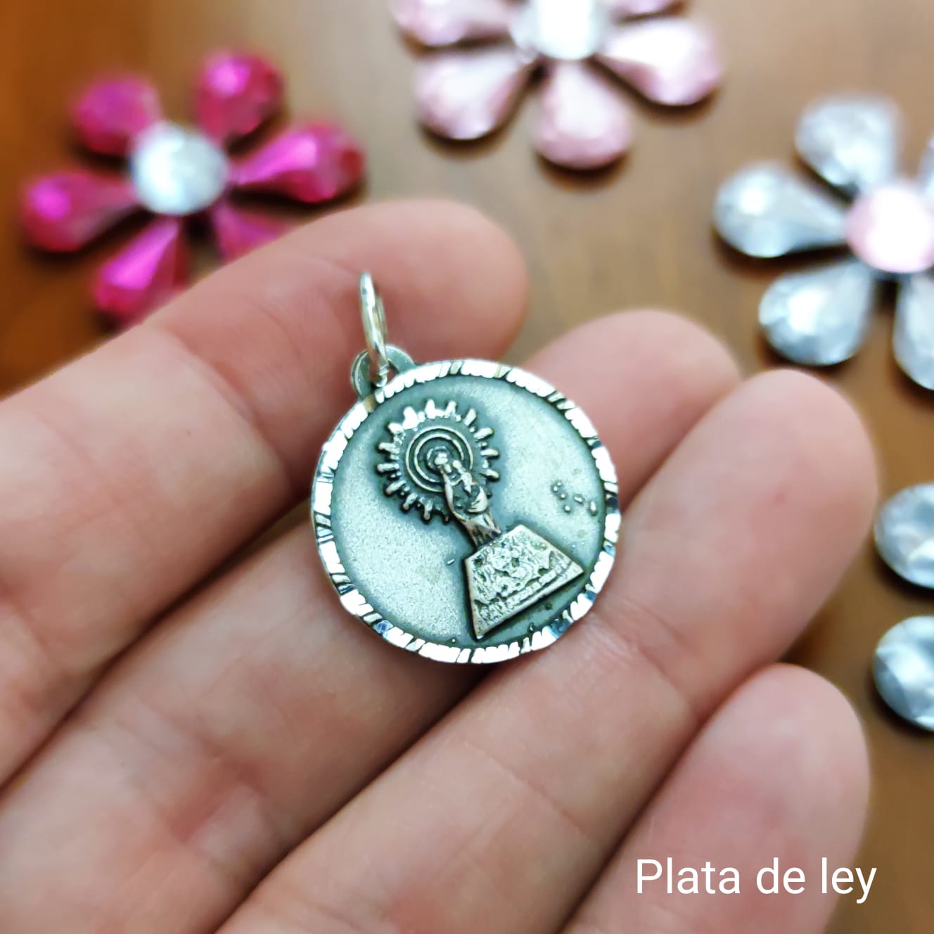 Medalla Virgen del Pilar 20 Mm. de Plata de ley envejecida_1