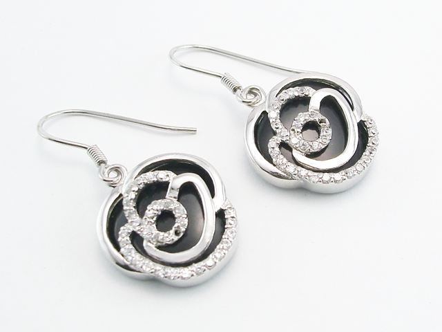Pendientes de Plata de Ley rodiada Flor Ónix y Circonitas 1