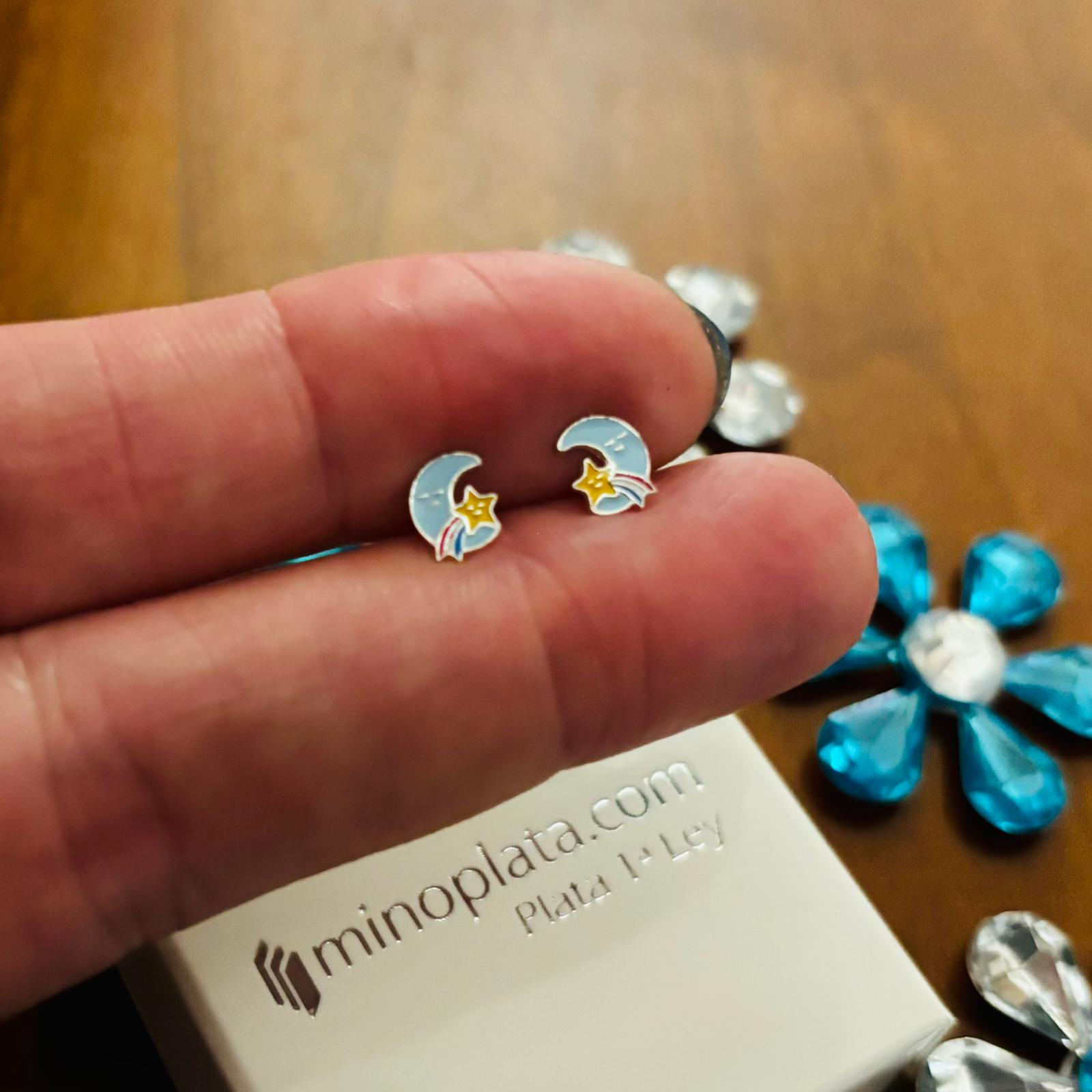 Pendientes infantiles luna y estrella de Plata con cierre rosca seguridad 2
