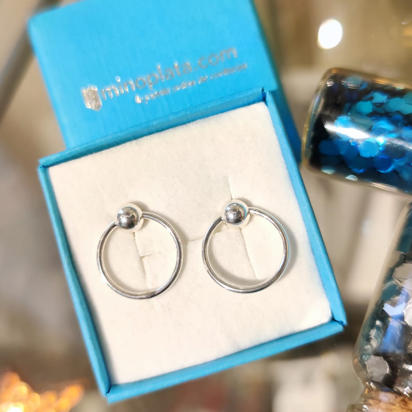 Pendientes karma bola de Plata de ley 2