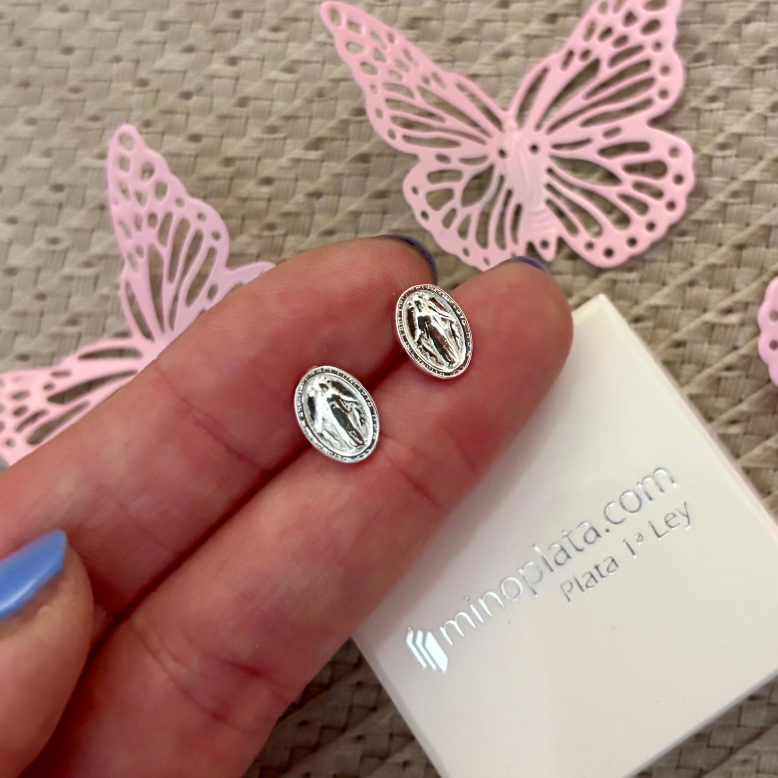 Pendientes Virgen Milagrosa de Plata de ley 3