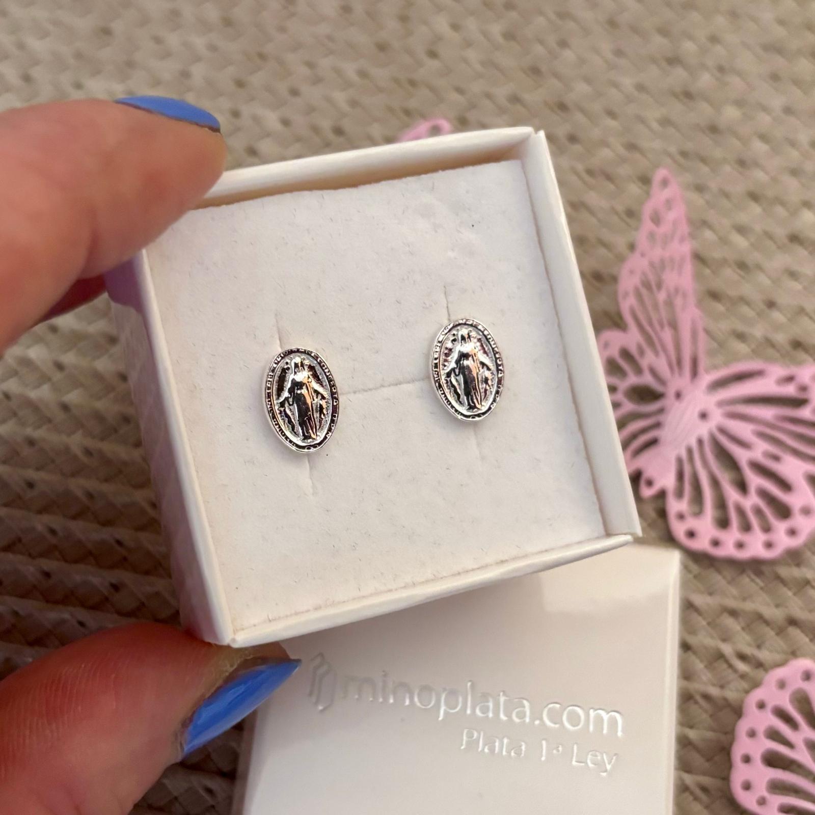 Pendientes Virgen Milagrosa de Plata de ley 4