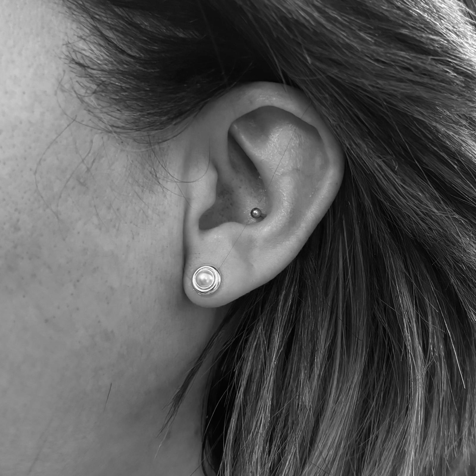Pendientes perla con filo de Plata de ley 3
