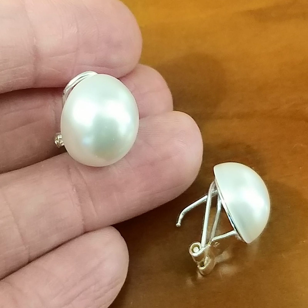 Pendientes Plata media Perla sintética 14 Mm. diám cierre omega 4