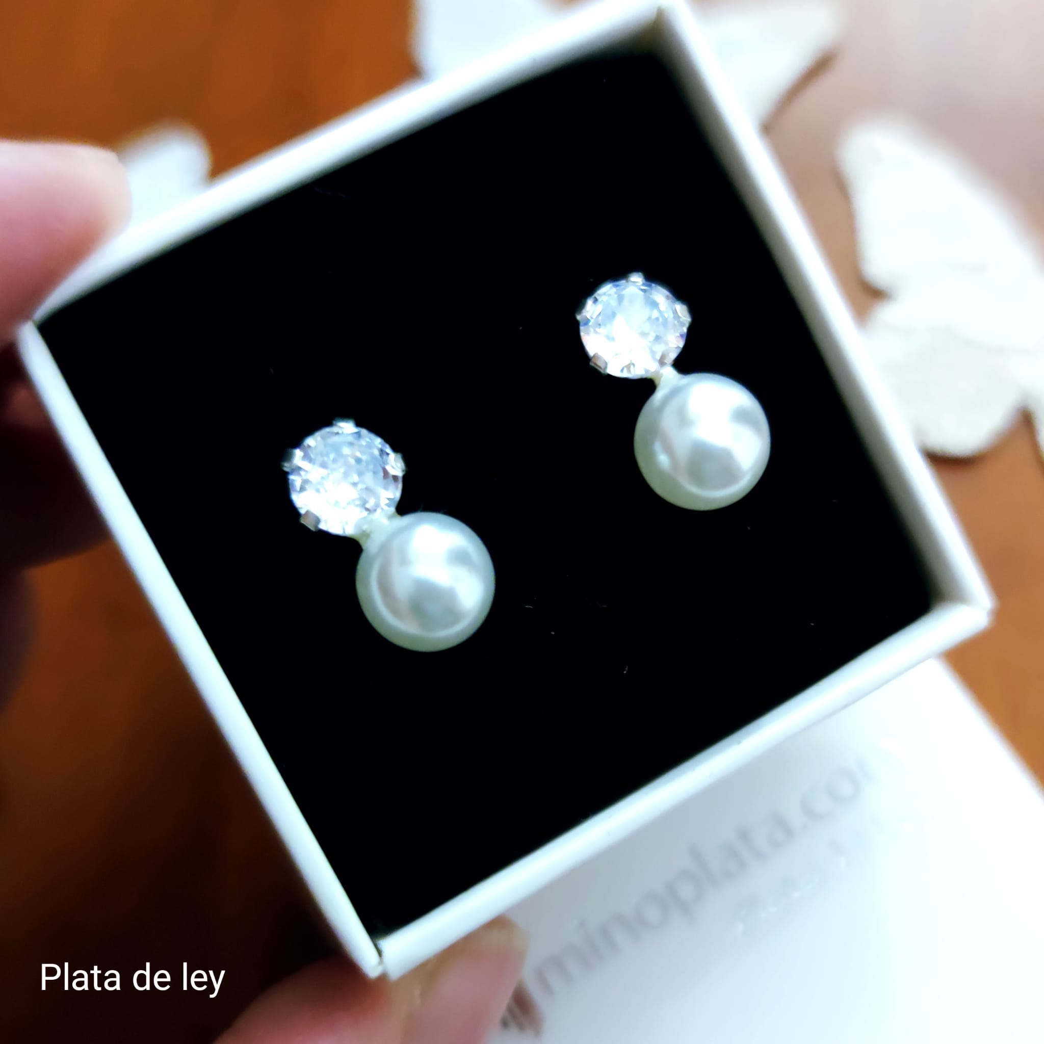 Pendientes tu y yo Perlas y Circonitas con garra de Plata de ley 5