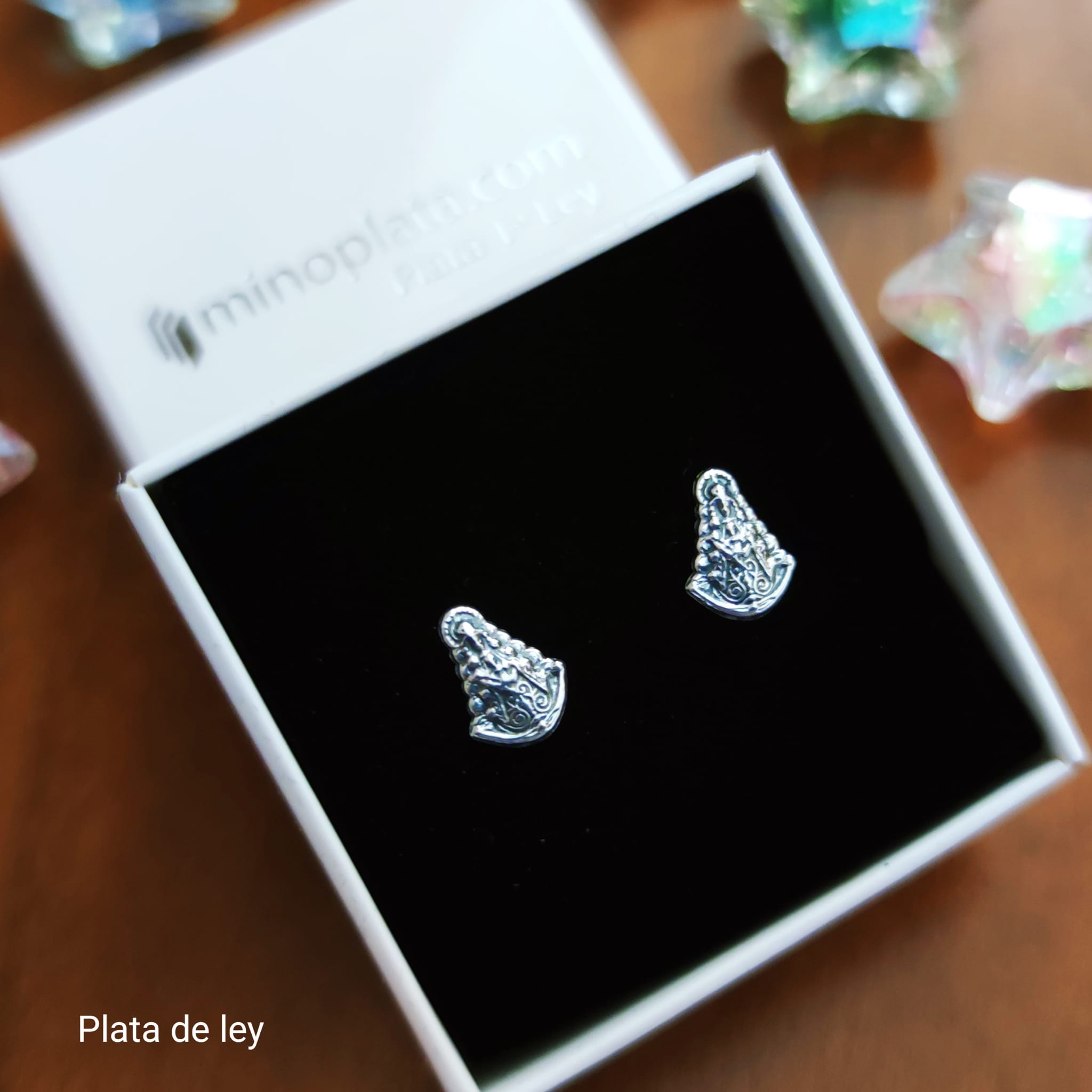 Pendientes pequeños Virgen del Rocío de Plata envejecida 4