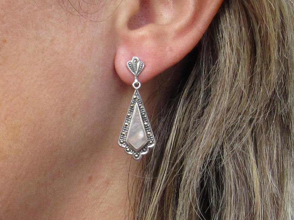 Pendientes de Plata con nácar blanco y marquesitas 1