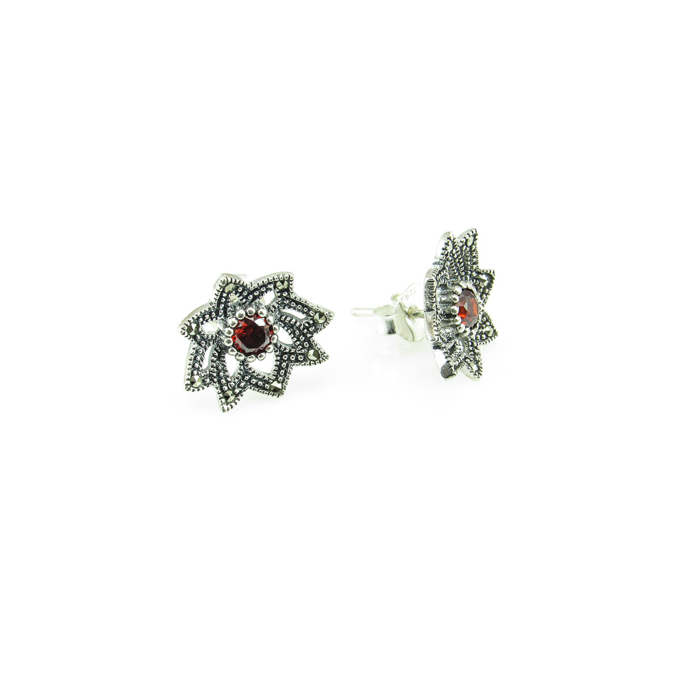 Pendientes Plata vieja con Marquesitas y Circonita roja 1