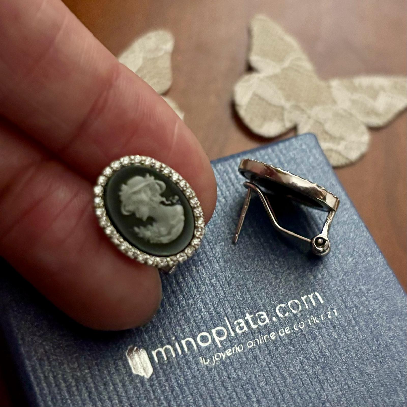 Pendientes camafeo negro de Plata y Circonitas con cierre omega 4