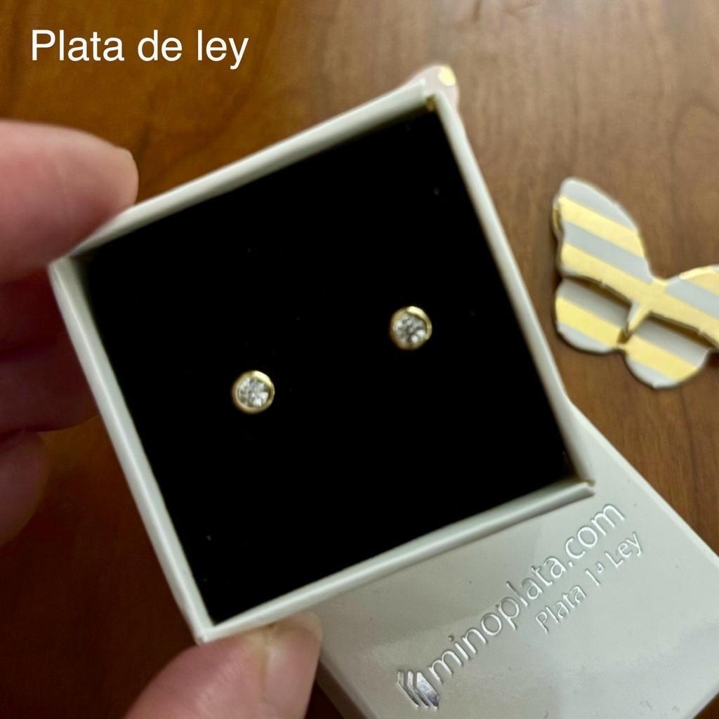 Pendientes chaton 2mm de Plata de ley dorada con Circonita 4