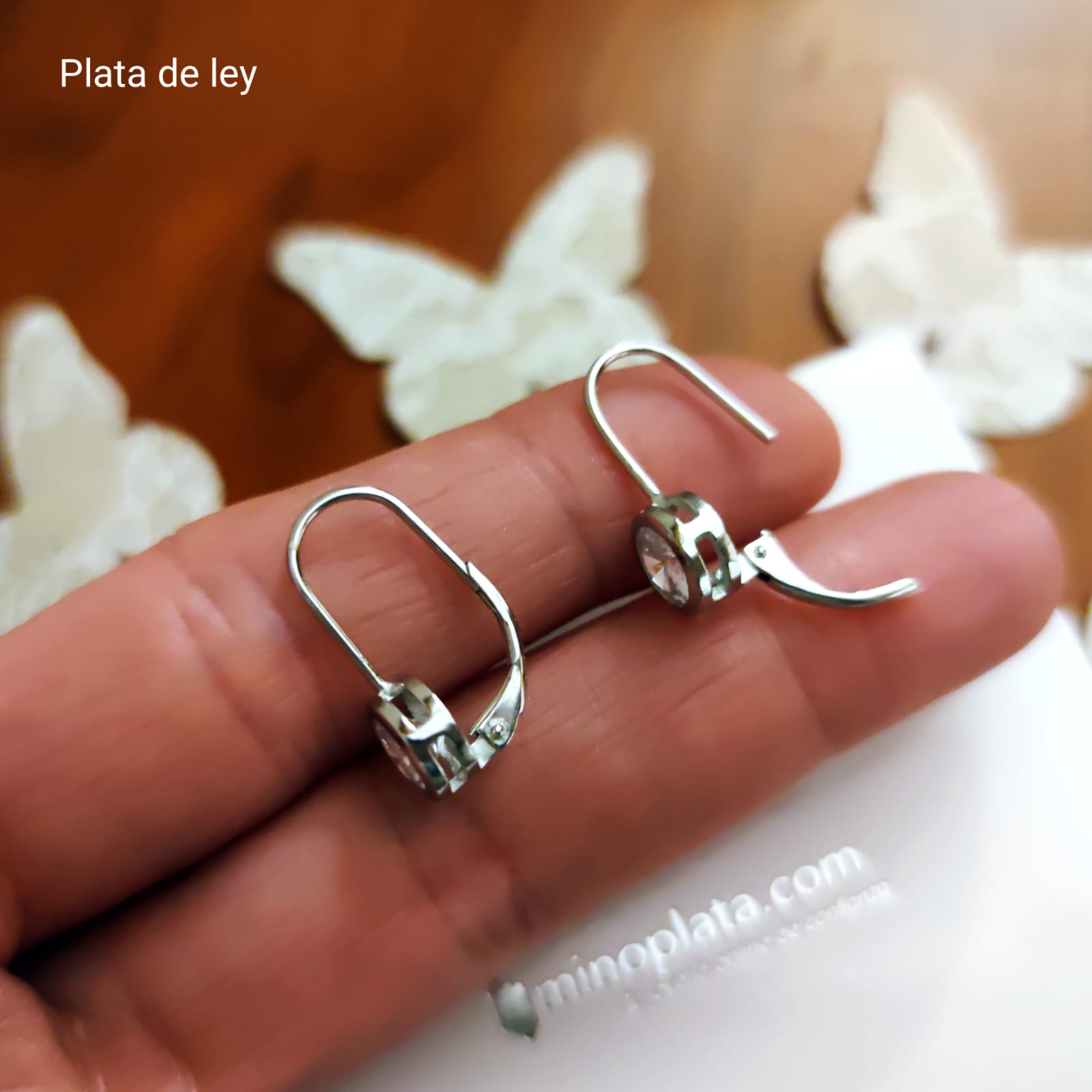 Pendientes chaton 8mm de Plata de ley rodiada y Circonita cierre ballesta 2