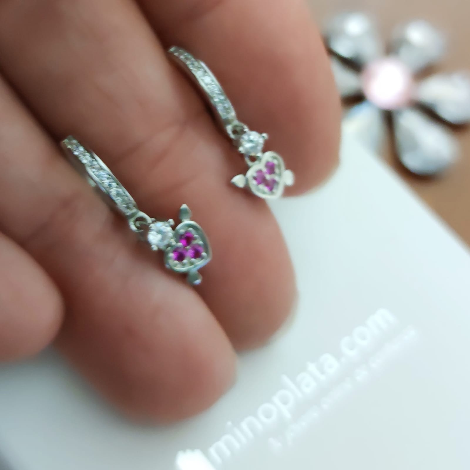 Aros de Plata de ley rodiada 12 Mm. Corazón colgante piedras 2